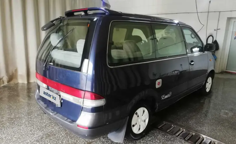 Nissan Largo 1997 года за 1 200 000 тг. в Алматы фото 4