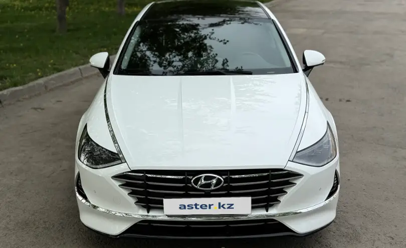 Hyundai Sonata 2023 года за 12 800 000 тг. в Астана