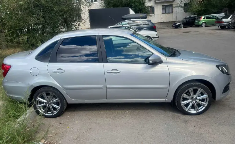 LADA (ВАЗ) Granta 2022 года за 5 200 000 тг. в Экибастуз фото 2