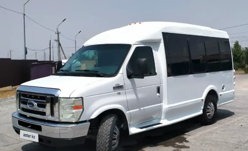 Ford Econoline 2008 года за 14 000 000 тг. в Шымкент