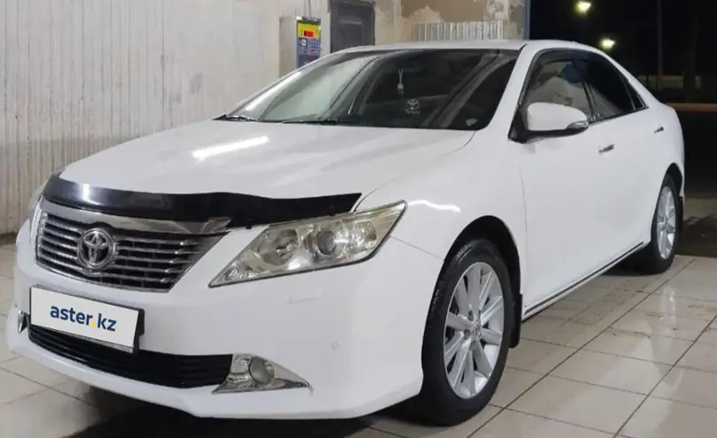 Toyota Camry 2013 года за 9 700 000 тг. в Атырауская область