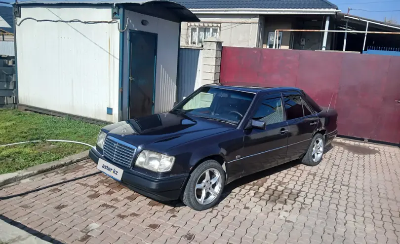 Mercedes-Benz E-Класс 1994 года за 2 000 000 тг. в Алматы