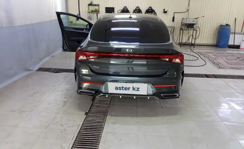 Kia K5 2020 года за 10 500 000 тг. в Алматы фото 3