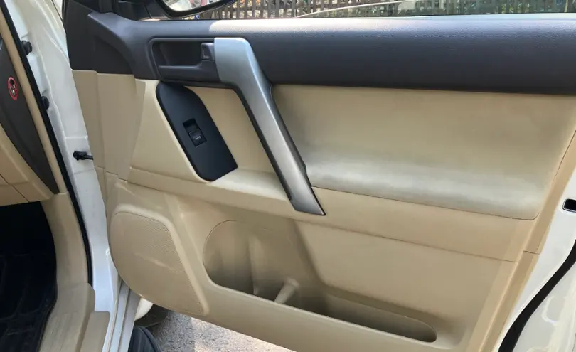 Toyota Land Cruiser Prado 2014 года за 20 000 000 тг. в Алматы
