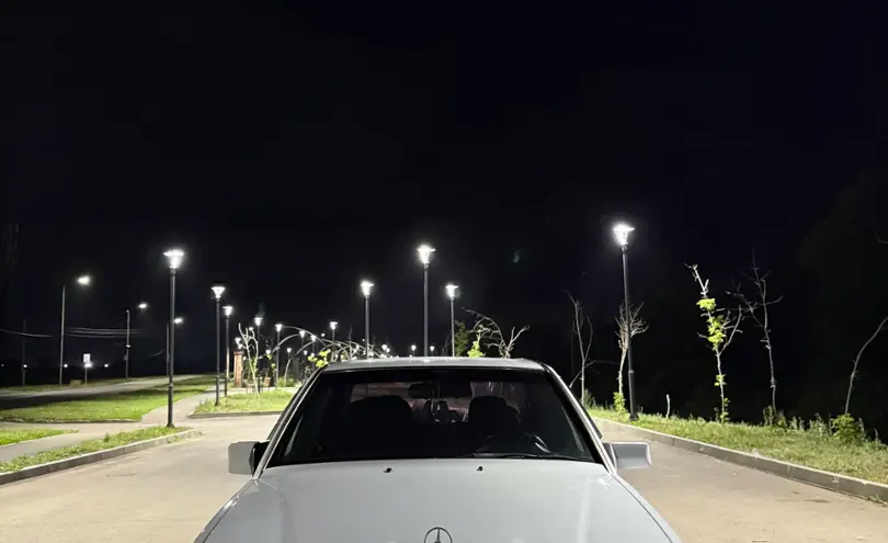 Mercedes-Benz E-Класс 1995 года за 2 000 000 тг. в Астана