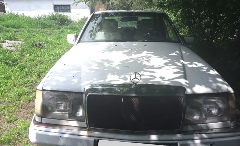 Mercedes-Benz W124 1990 года за 1 300 000 тг. в Восточно-Казахстанская область