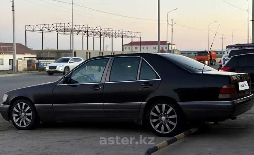 Mercedes-Benz S-Класс 1996 года за 3 500 000 тг. в Атырауская область