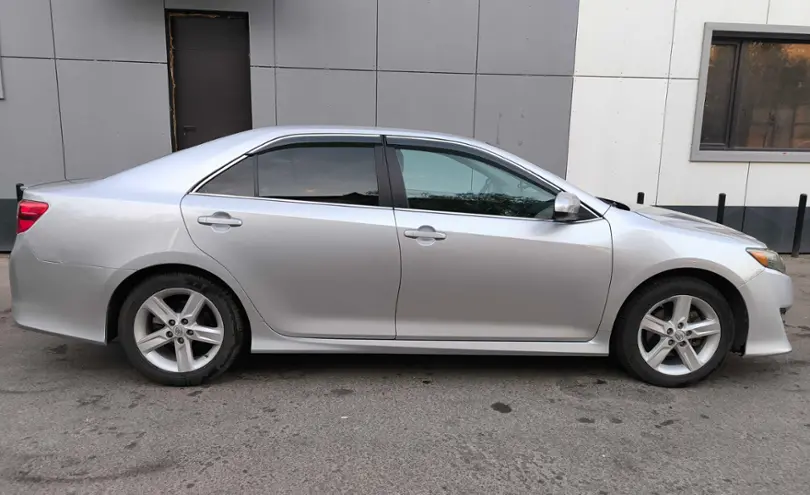 Toyota Camry 2014 года за 8 200 000 тг. в Астана фото 3