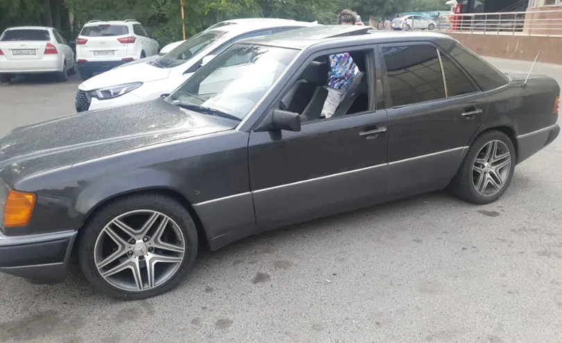 Mercedes-Benz E-Класс 1993 года за 2 500 000 тг. в Шымкент