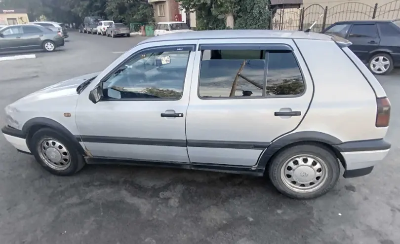 Volkswagen Golf 1997 года за 1 300 000 тг. в Павлодар