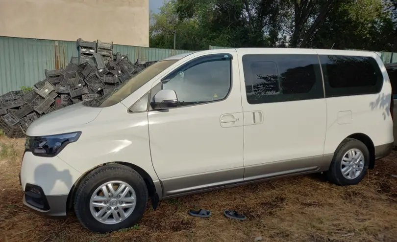 Hyundai H-1 2021 года за 20 500 000 тг. в Алматы