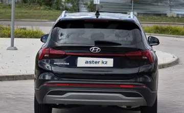 Hyundai Santa Fe 2023 года за 18 000 000 тг. в Астана