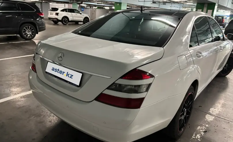 Mercedes-Benz S-Класс 2008 года за 7 500 000 тг. в Астана