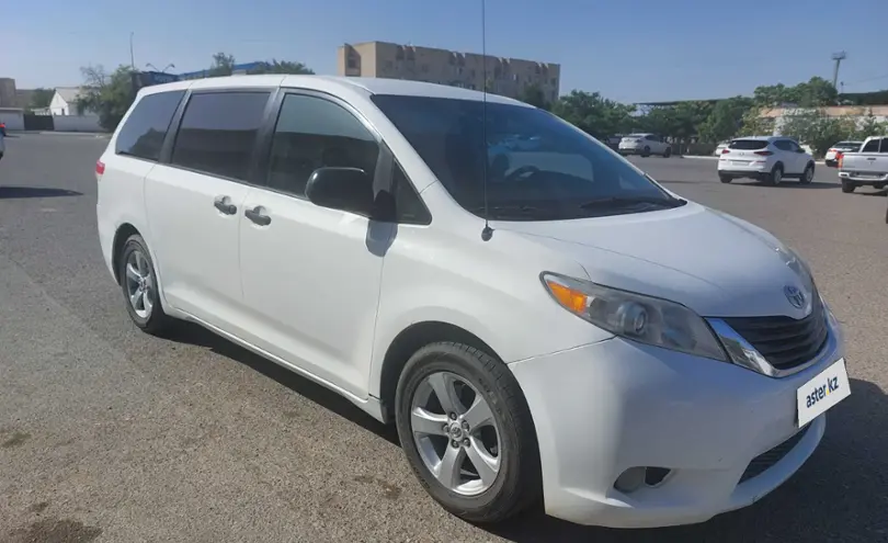 Toyota Sienna 2012 года за 10 500 000 тг. в Актюбинская область