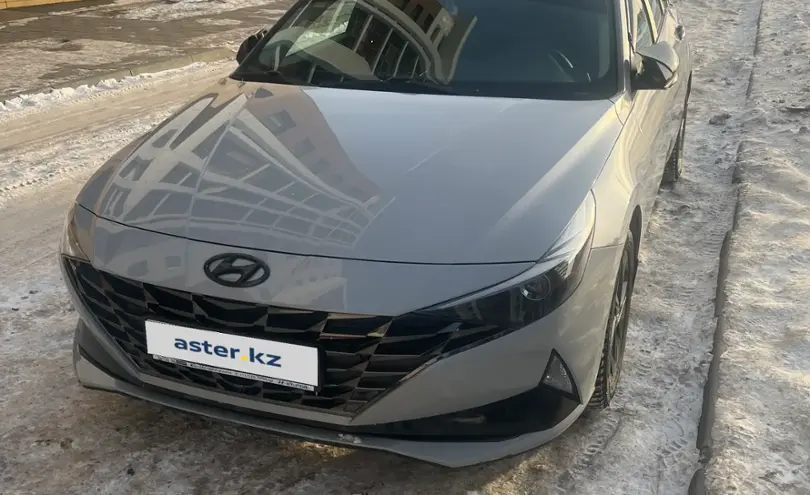 Hyundai Elantra 2021 года за 9 500 000 тг. в Астана