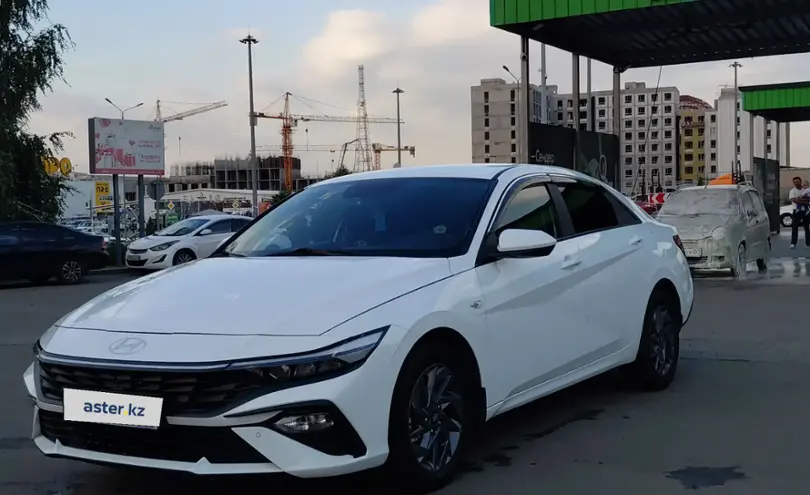 Hyundai Elantra 2024 года за 10 200 000 тг. в Алматы