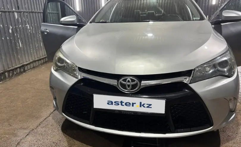 Toyota Camry 2016 года за 9 500 000 тг. в Атырау