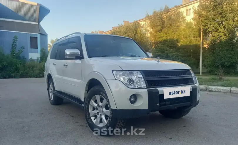 Mitsubishi Pajero 2009 года за 7 800 000 тг. в Усть-Каменогорск