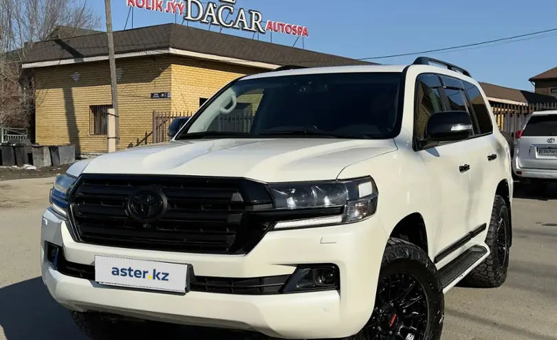 Toyota Land Cruiser 2016 года за 28 000 000 тг. в Усть-Каменогорск