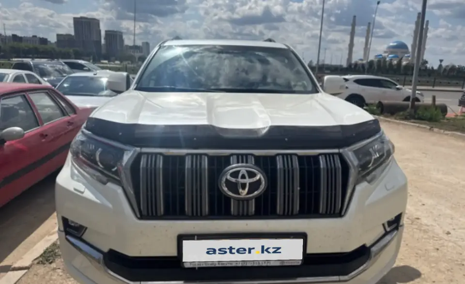 Toyota Land Cruiser Prado 2019 года за 25 000 000 тг. в Астана фото 2