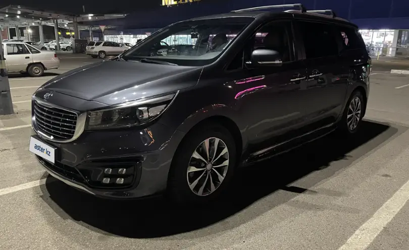 Kia Carnival 2016 года за 11 300 000 тг. в Алматы