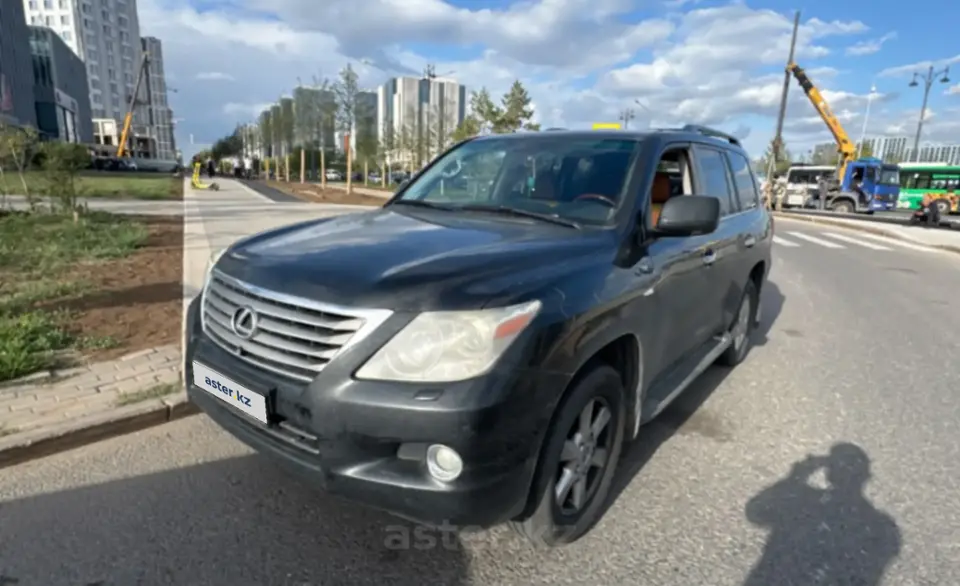 Lexus LX 2011 года за 25 000 000 тг. в Астана фото 1