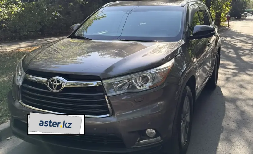 Toyota Highlander 2014 года за 17 500 000 тг. в Алматы