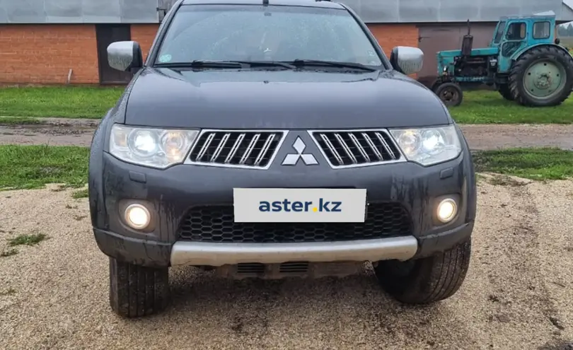 Mitsubishi Pajero Sport 2013 года за 8 500 000 тг. в Уральск