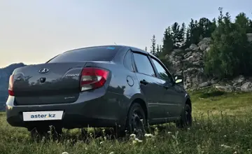 LADA (ВАЗ) Granta 2018 года за 3 450 000 тг. в Восточно-Казахстанская область фото 3