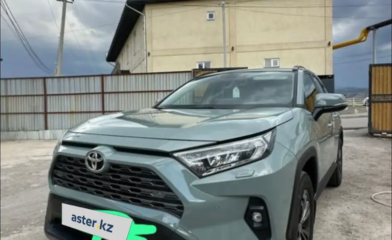 Toyota RAV4 2023 года за 18 000 000 тг. в Алматы