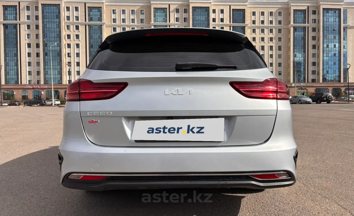 Купить Kia Ceed SW 2022 года в Астане, цена 9000000 тенге. Продажа Kia Ceed SW в Астане - Aster.kz. №c1237208 Kia Ceed SW 2022 года за 9 000 000 тг. в Астана - фото 5