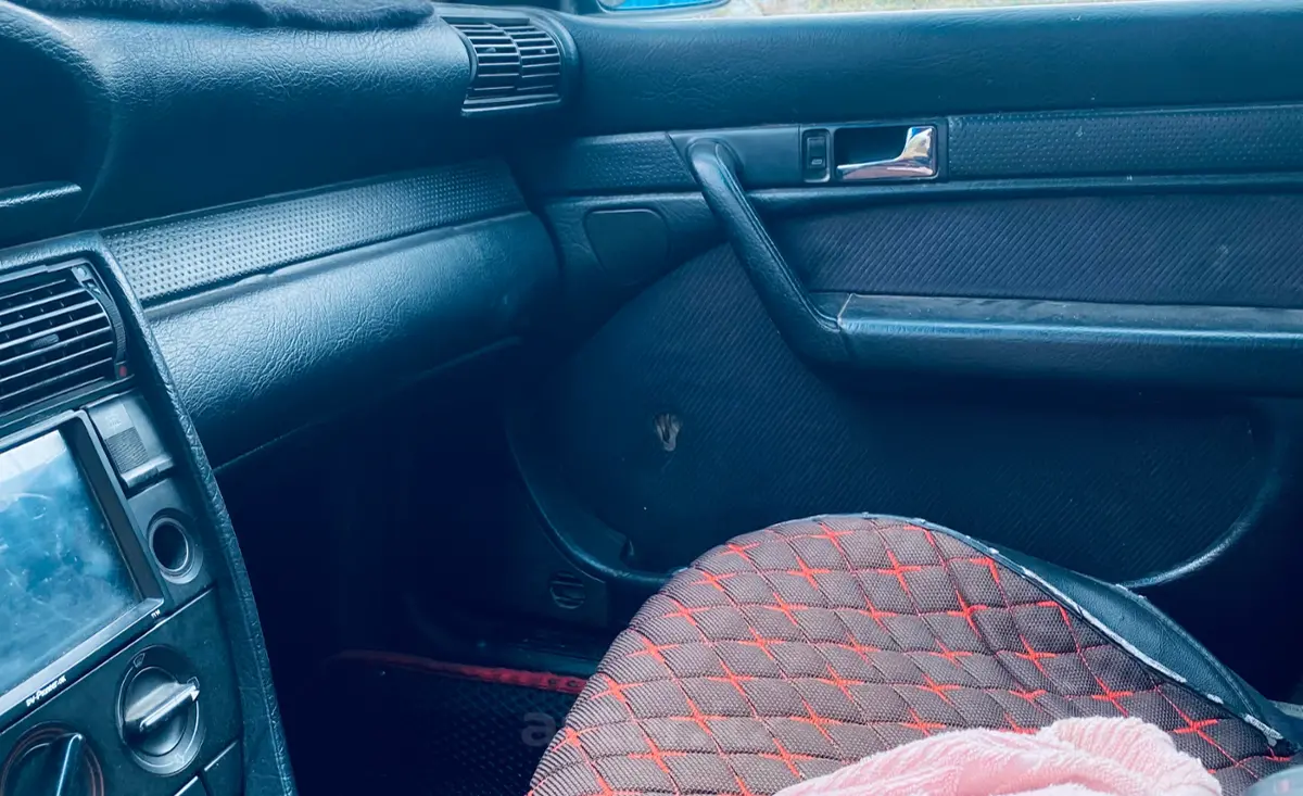 Купить Audi 100 1991 года в Жамбылской области, цена 1600000 тенге. Продажа Audi 100 в Жамбылской области - Aster.kz. №c1237799 Audi 100 1991 года за 1 600 000 тг. в Жамбылская область - фото 8