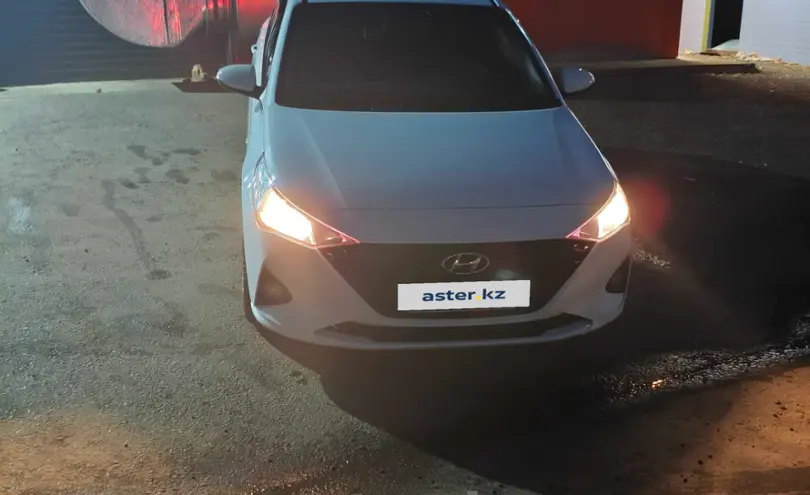 Hyundai Accent 2021 года за 5 900 000 тг. в Кокшетау фото 4
