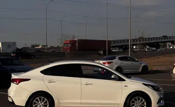 Hyundai Accent 2018 года за 7 300 000 тг. в Алматы фото 3