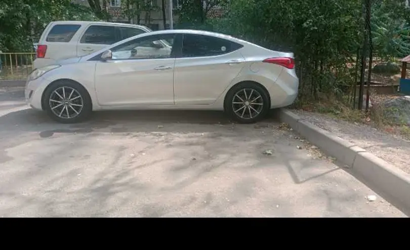 Hyundai Avante 2011 года за 4 000 000 тг. в Алматы фото 4