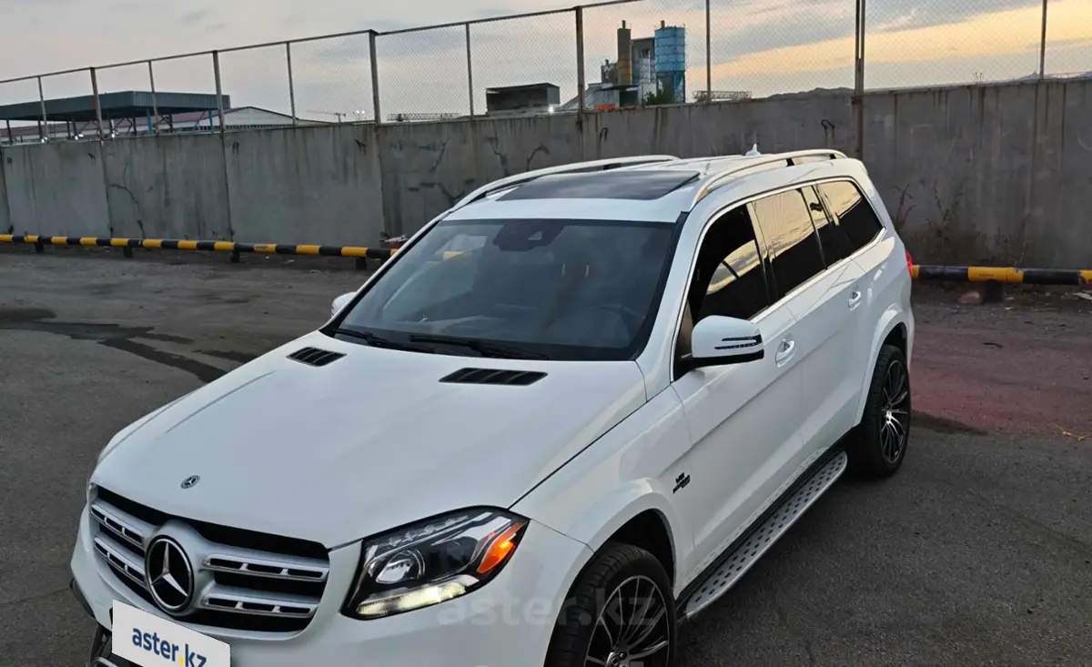 Mercedes-Benz GLS 2017 года за 26 000 000 тг. в Алматы