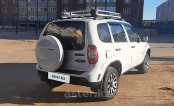 Chevrolet Niva 2004 года за 2 500 000 тг. в Актюбинская область фото 4