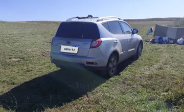 Geely Emgrand X7 2015 года за 3 500 000 тг. в Восточно-Казахстанская область фото 4