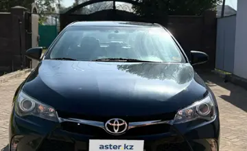 Toyota Camry 2017 года за 7 000 000 тг. в Актобе фото 2