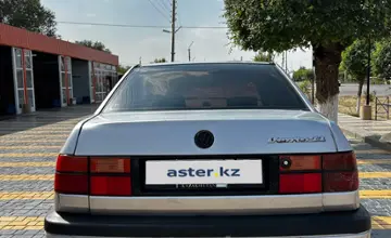 Volkswagen Vento 1992 года за 900 000 тг. в Алматы