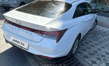 Hyundai Elantra 2021 года за 9 500 000 тг. в Шымкент фото 4