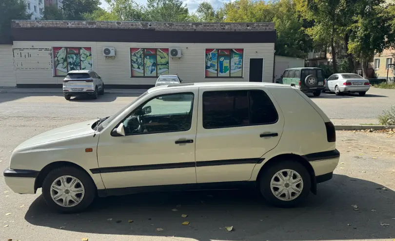 Volkswagen Golf 1993 года за 850 000 тг. в Павлодар фото 4
