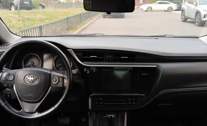 Toyota Corolla 2018 года за 8 700 000 тг. в Астана фото 3