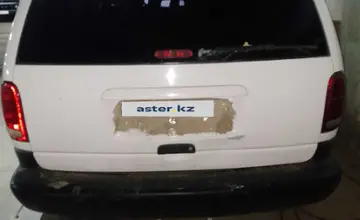 Chrysler Voyager 1996 года за 2 000 000 тг. в Астана фото 3