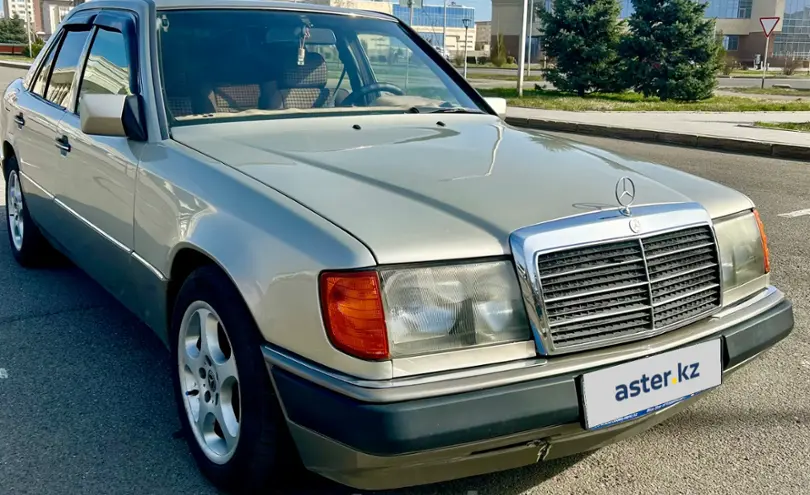 Mercedes-Benz E-Класс 1992 года за 1 550 000 тг. в Талдыкорган фото 3