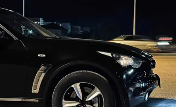Infiniti QX70 2015 года за 13 500 000 тг. в Павлодар фото 4