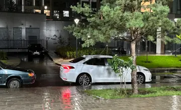 Toyota Corolla 2019 года за 10 000 000 тг. в Астана фото 1