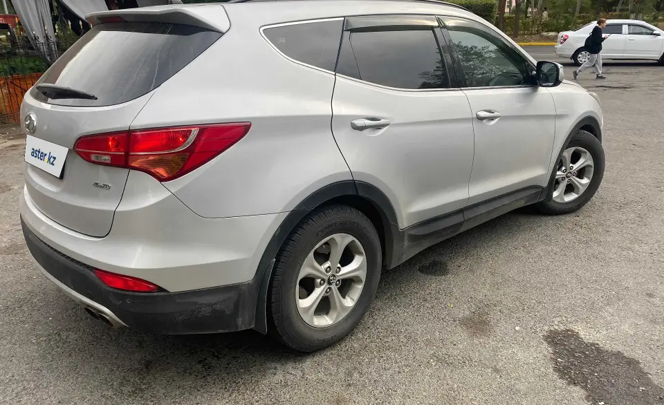 Hyundai Santa Fe 2013 года за 9 500 000 тг. в Талдыкорган фото 4
