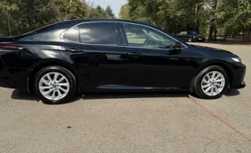 Toyota Camry 2023 года за 16 500 000 тг. в Алматы фото 3