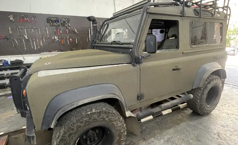 Land Rover Defender 1995 года за 8 500 000 тг. в Алматы